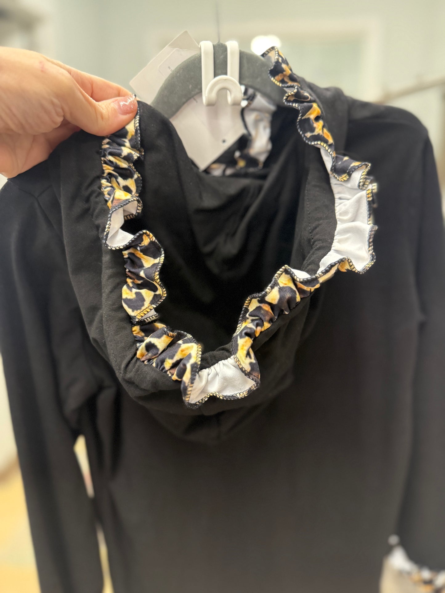LEOPARD RUFFLE HOODIE SET