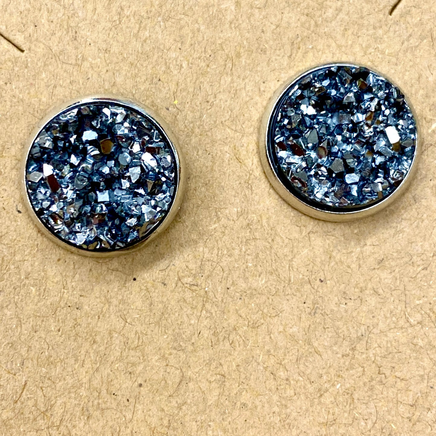 GUNMETAL STUDS