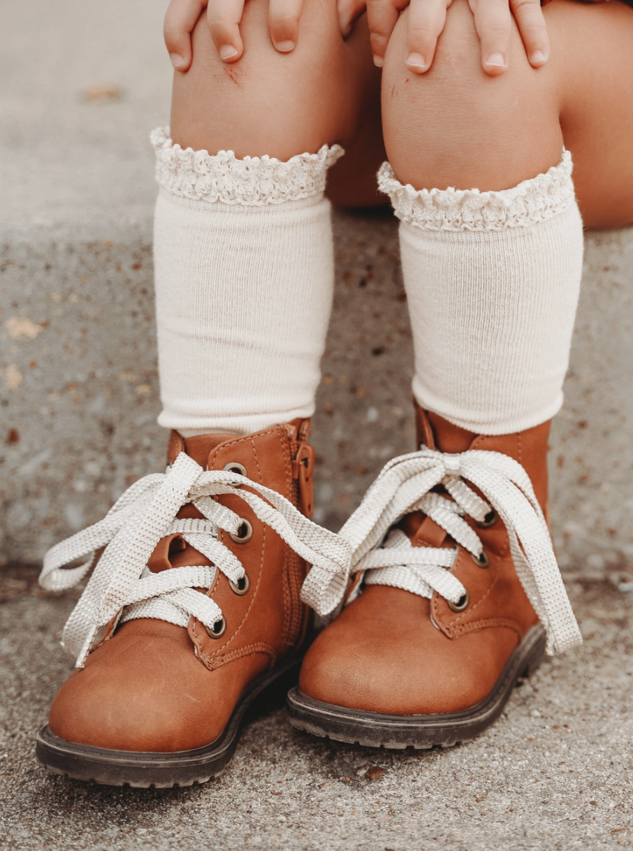 VANILLA LACE TOP KNEE HIGH SOCKS