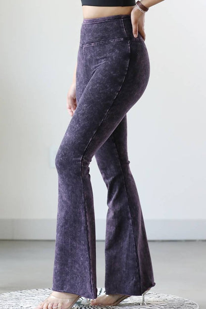 BLACKBERRY MINERAL WASHED YOGA PANTS - S