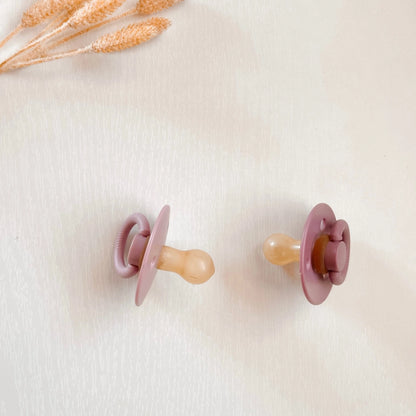 Itzy Soother™ Natural Rubber Pacifier Set- ORCHID/LILAC