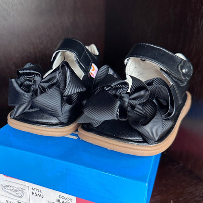 Ready Set Bow Mary Jane | Toddler Squeaky Shoes