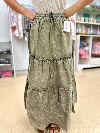 OLIVE VINTAGE WASHED TIERED SKIRT - S